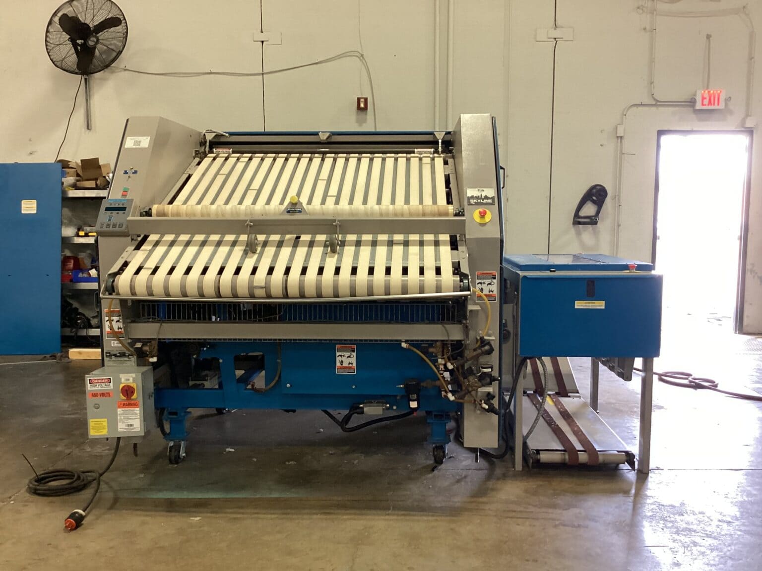 Flatwork Feeders/ Folders & Small Piece Folders Archives - The Laundry List